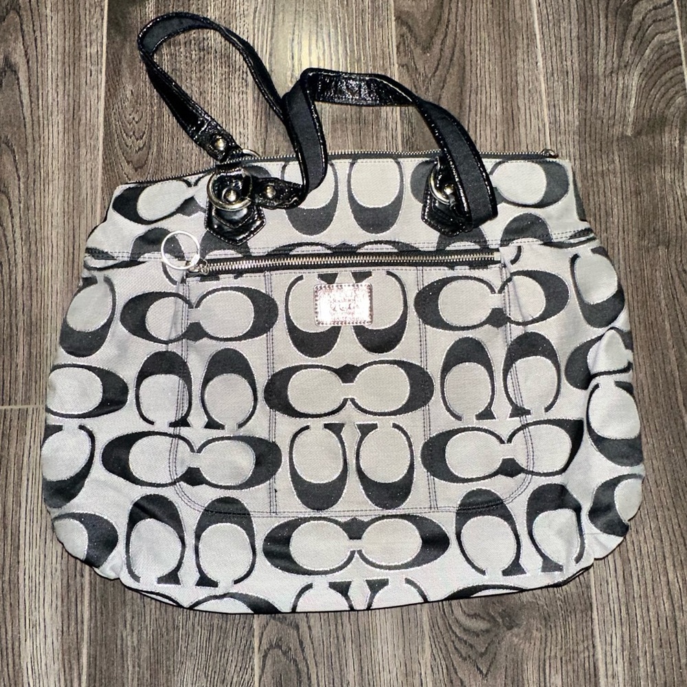 Coach Poppy Signature Tote